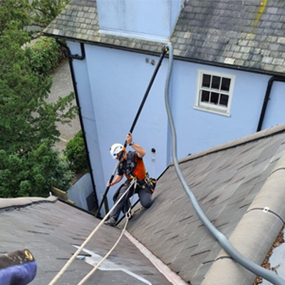 Abseil-Gutter-Clean-Skyvac-4-400x400.jpg